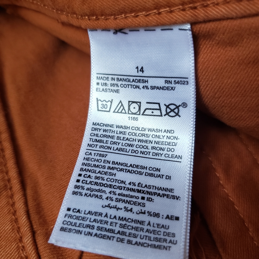 Old Navy pixie pants - Picture 4 of 4